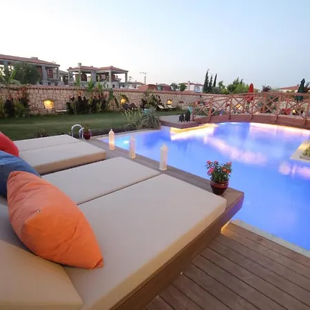 Отель Mandalina 2*