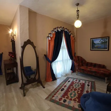 Mandalina Alaçatı