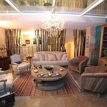 Mandalina Hotel 2*