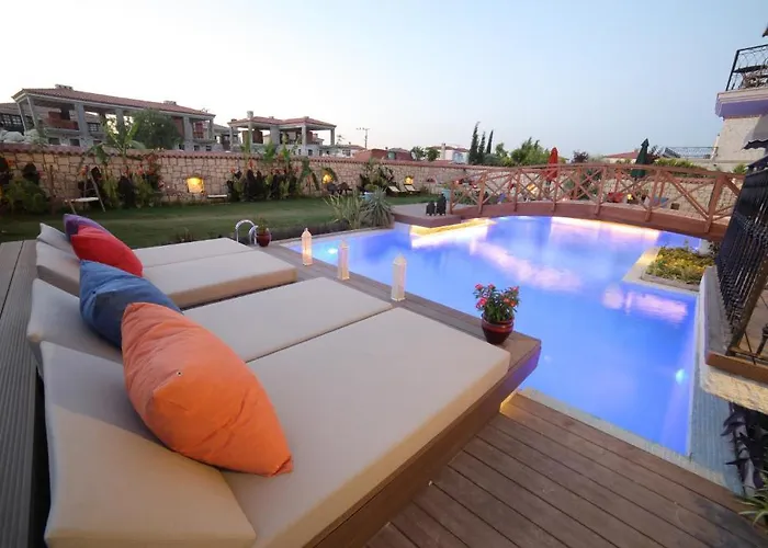 Otel Mandalina 2*